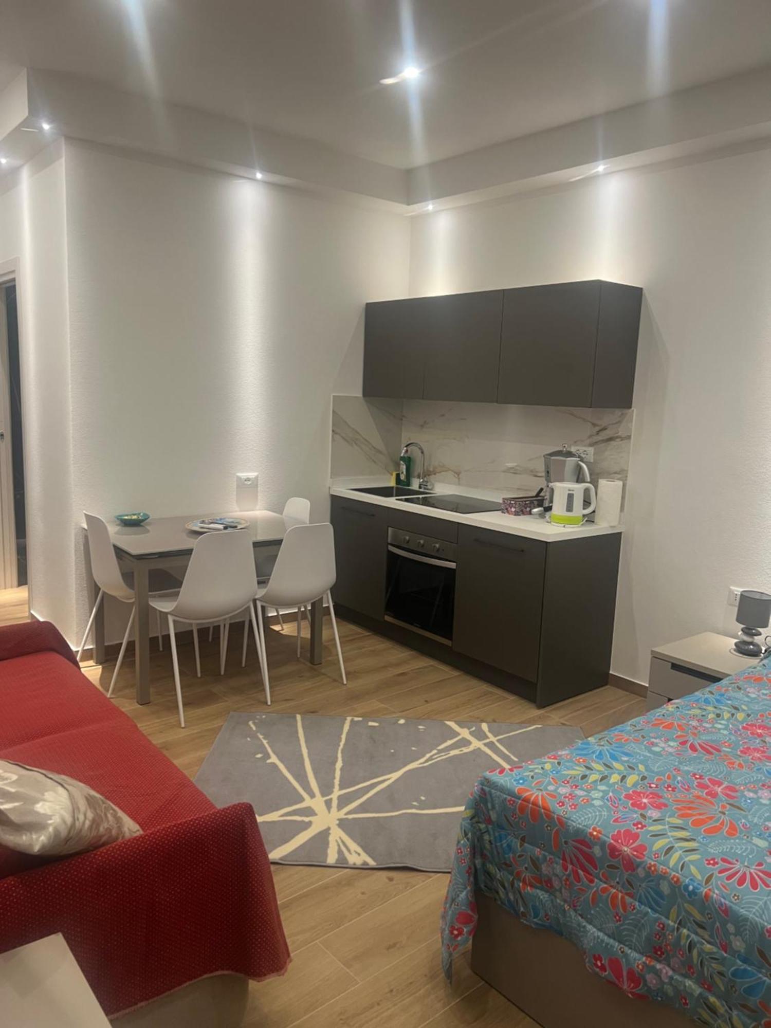 מלון לה ספציה Casa Enzo מראה חיצוני תמונה